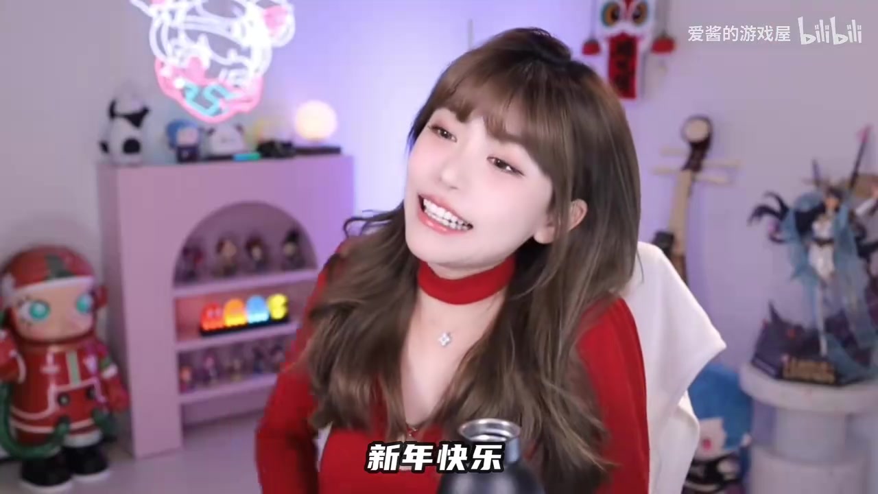 j9九游真人游戏第一平台你想表达啥？前LPL解说周淑怡透露：大年初一来大姨妈 气的直爆粗口！
