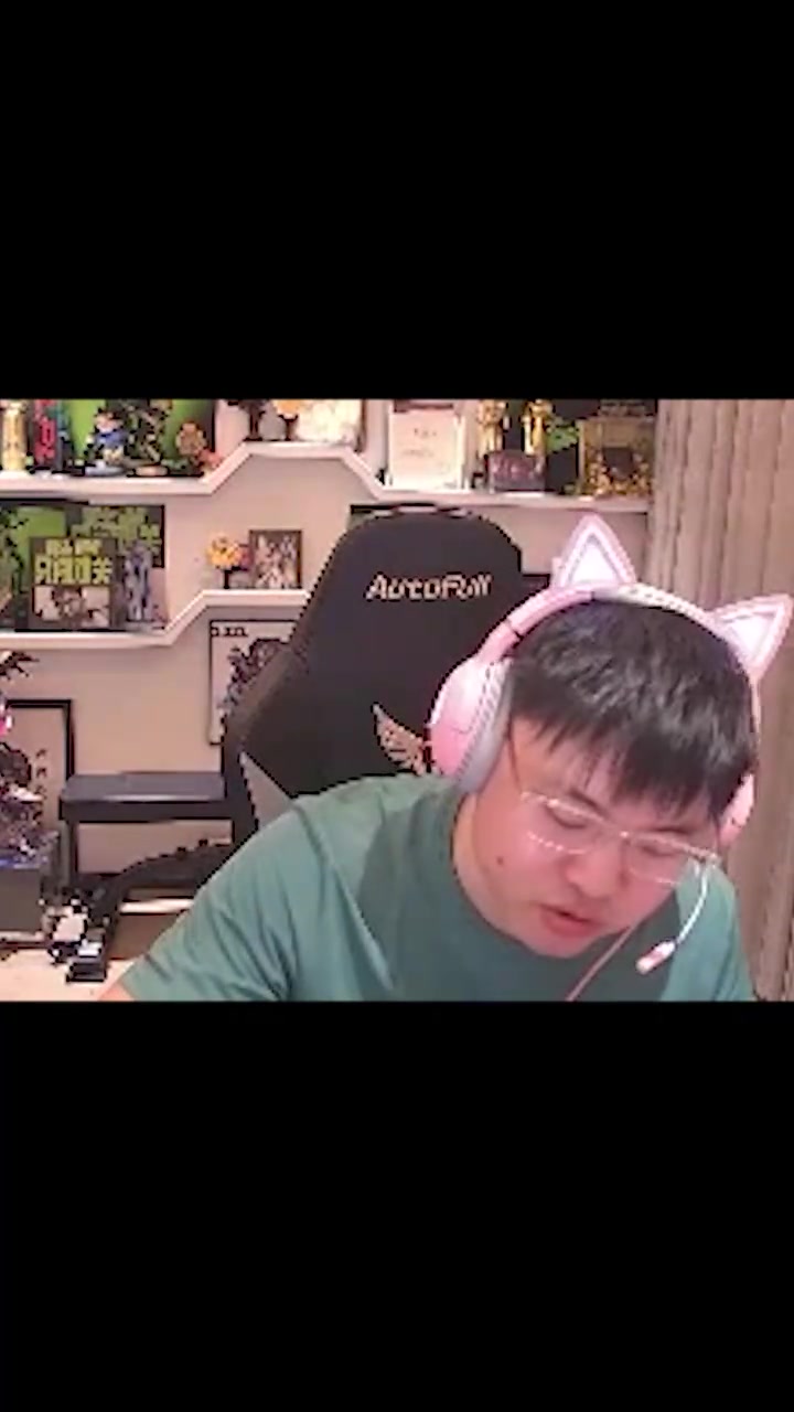 ag九游会亚洲真人第一品牌家庭美满🥰Uzi说起婷婷给自己做饭一脸幸福：婷婷做的就是好吃
